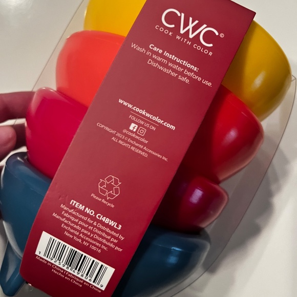 Condiment,‎ Dips or Guacamole Bowls (new / set of 4) (party/x) - Picture 4 of 7